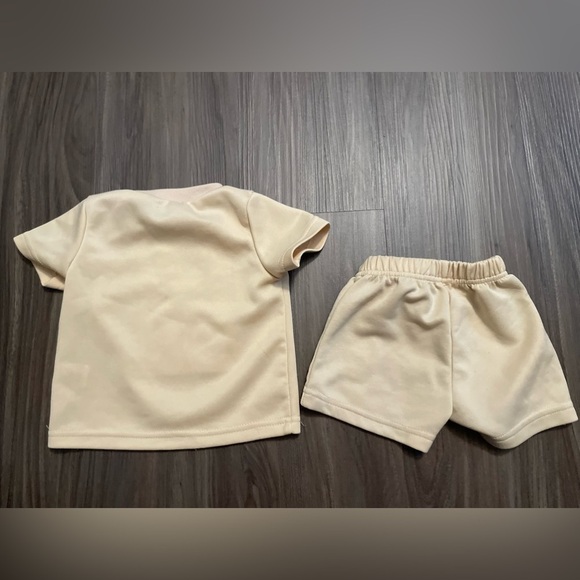 Beige Teddy Bear Embossed Kids Set size 9-12 months - Picture 2 of 4